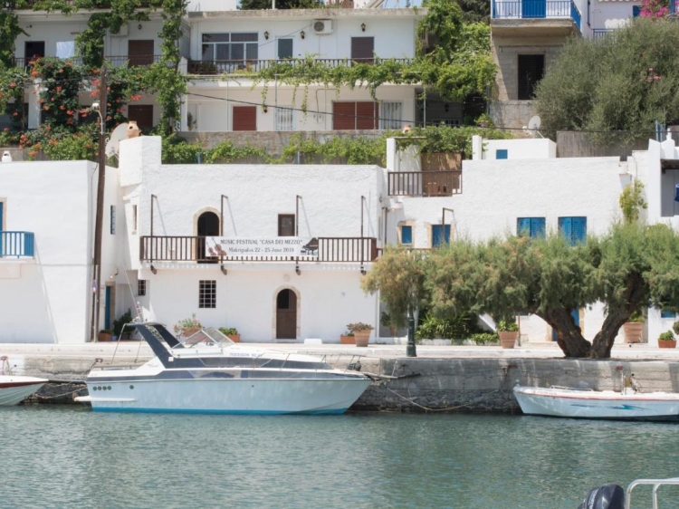 Die charmanten Apartments und Villen des Weißen Hauses in Makrigialos auf Kreta